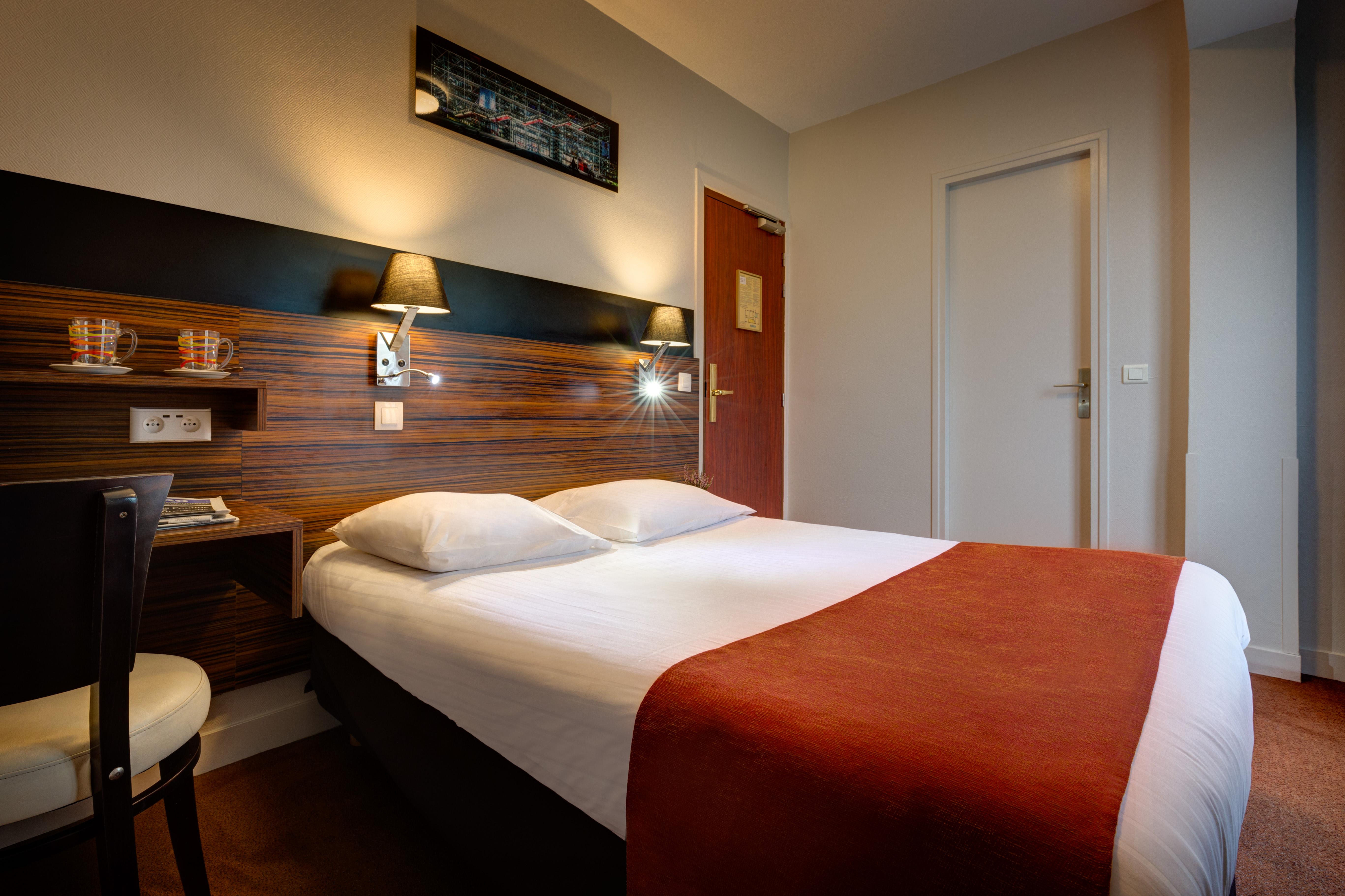 פריז Hotel Lena מראה חיצוני תמונה