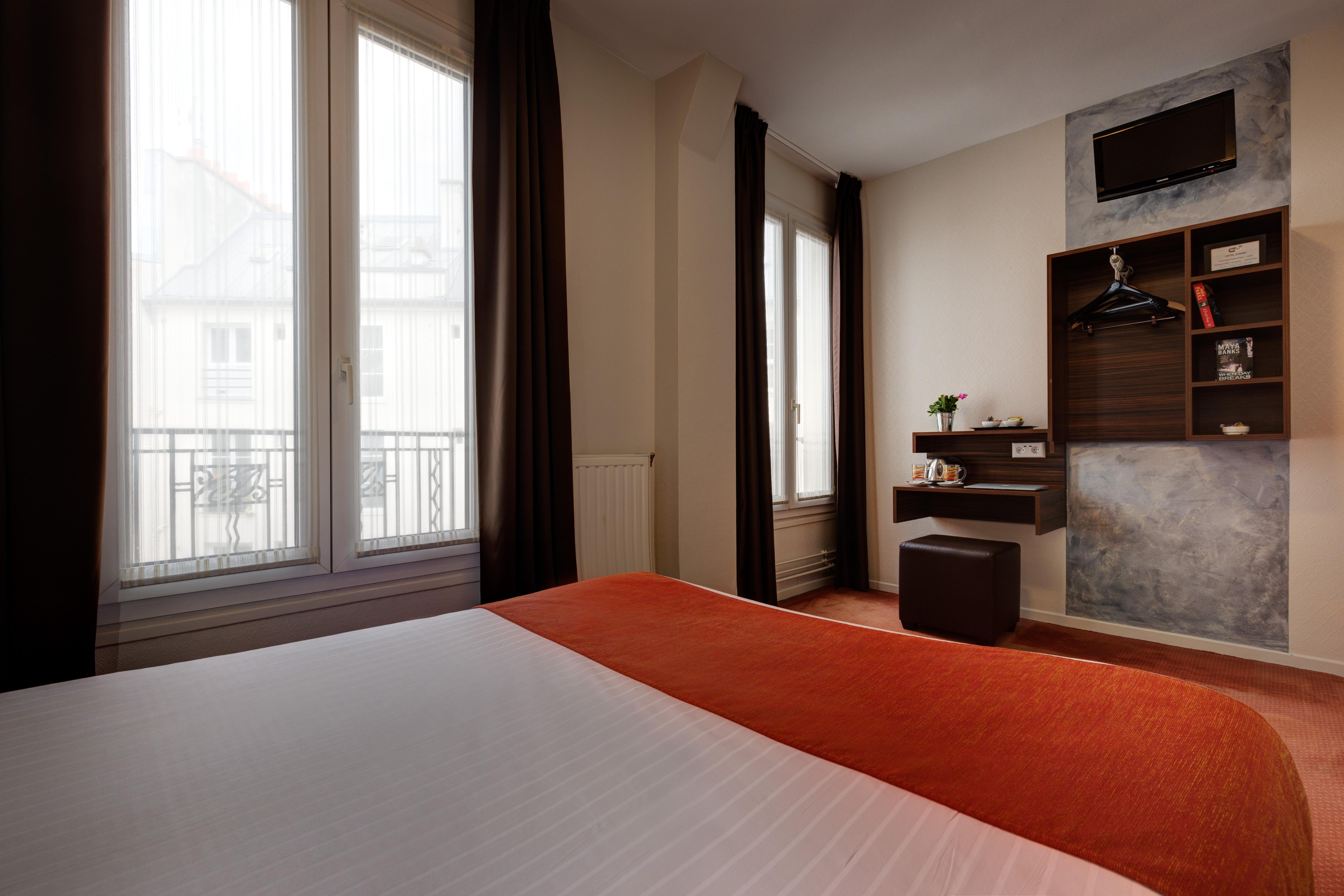 פריז Hotel Lena מראה חיצוני תמונה