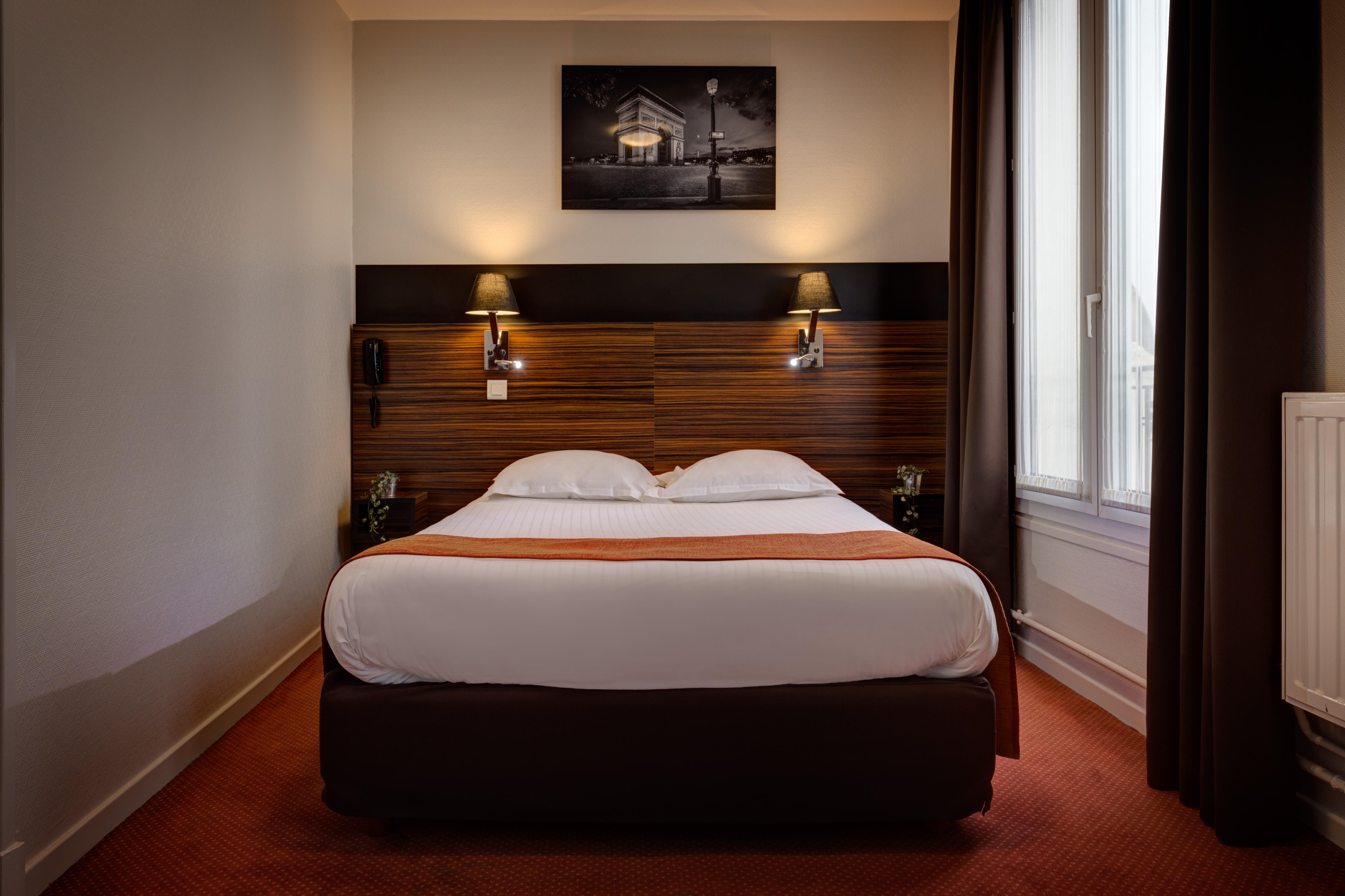 פריז Hotel Lena מראה חיצוני תמונה
