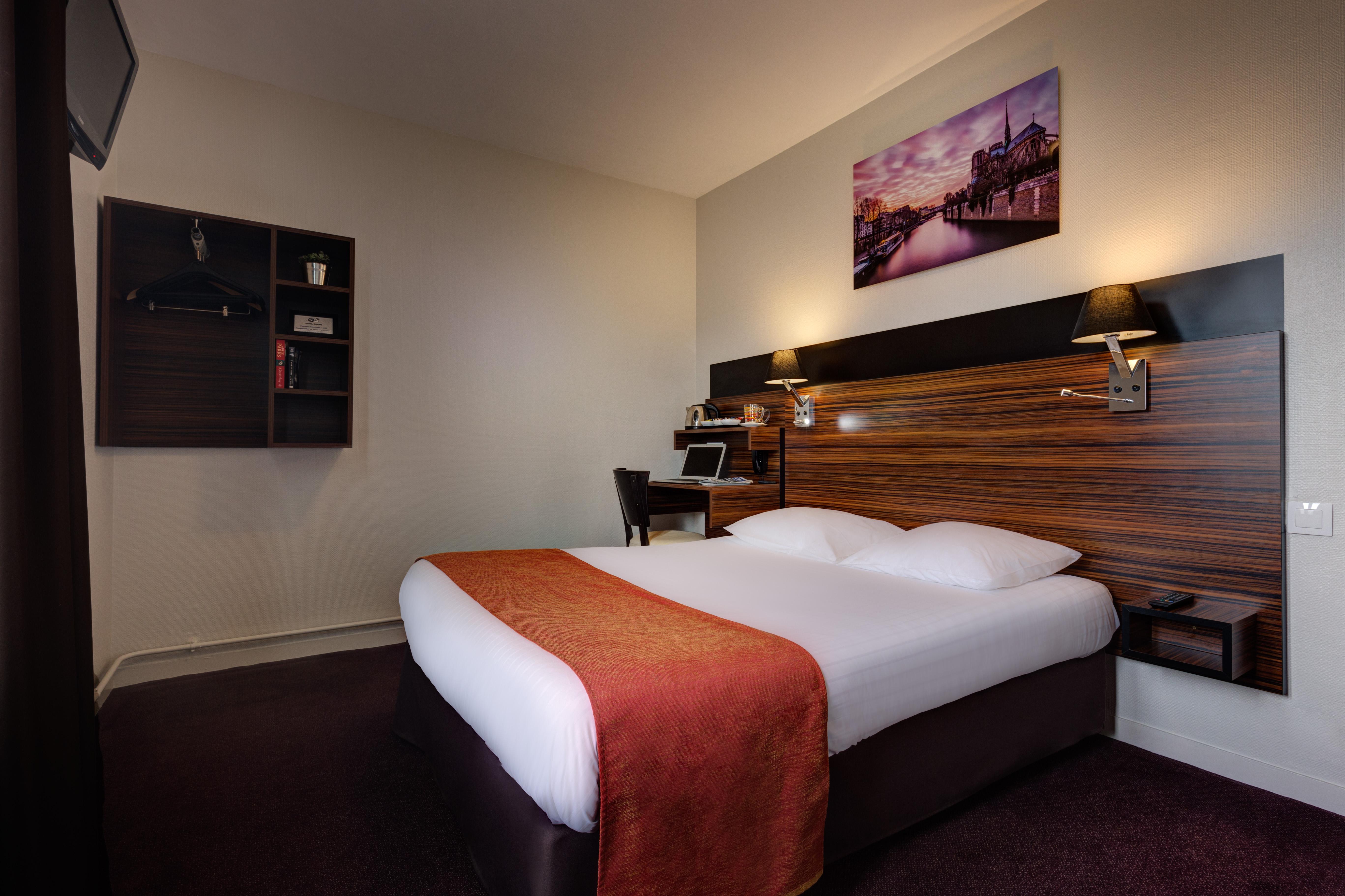 פריז Hotel Lena מראה חיצוני תמונה