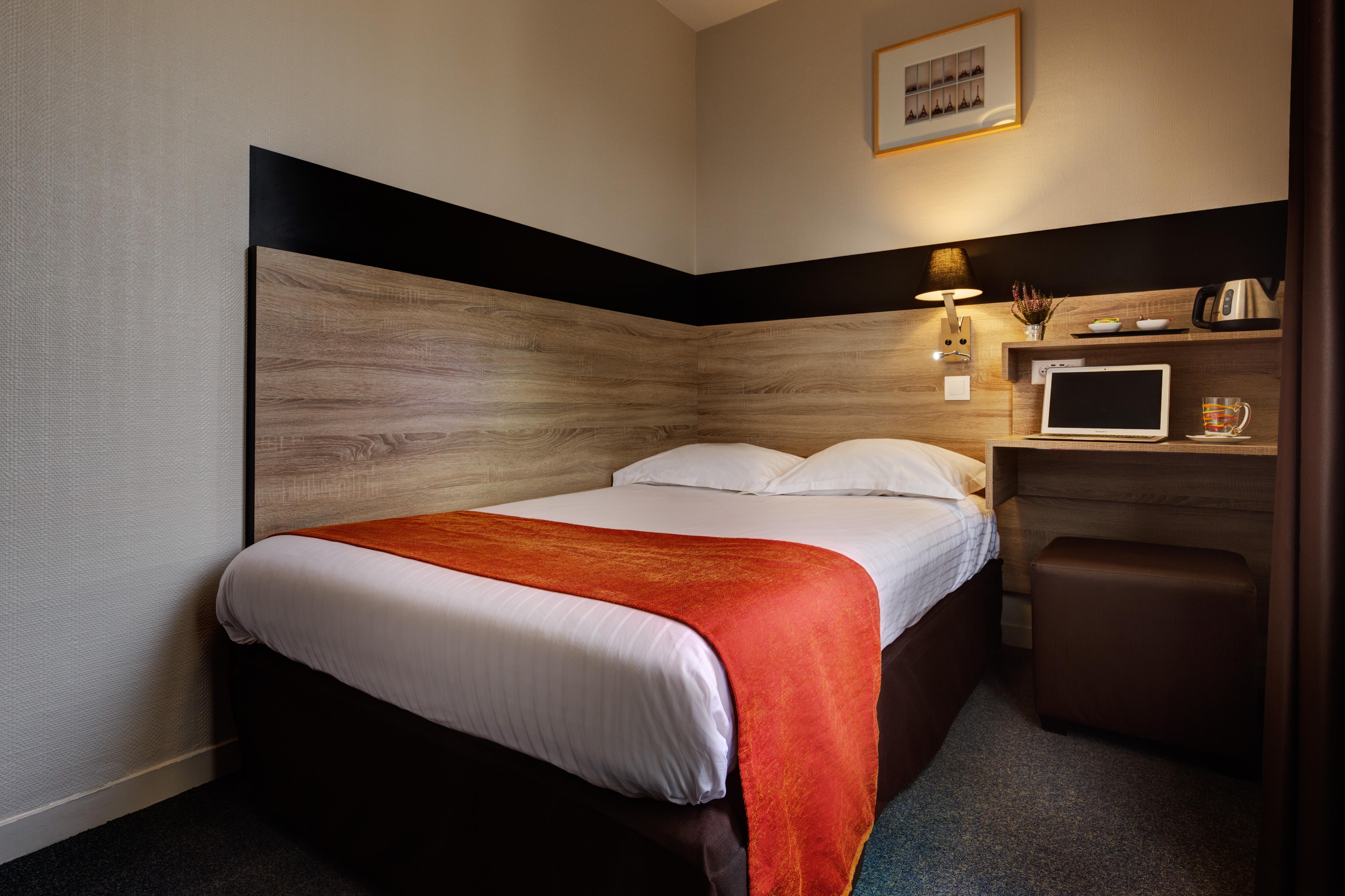 פריז Hotel Lena מראה חיצוני תמונה